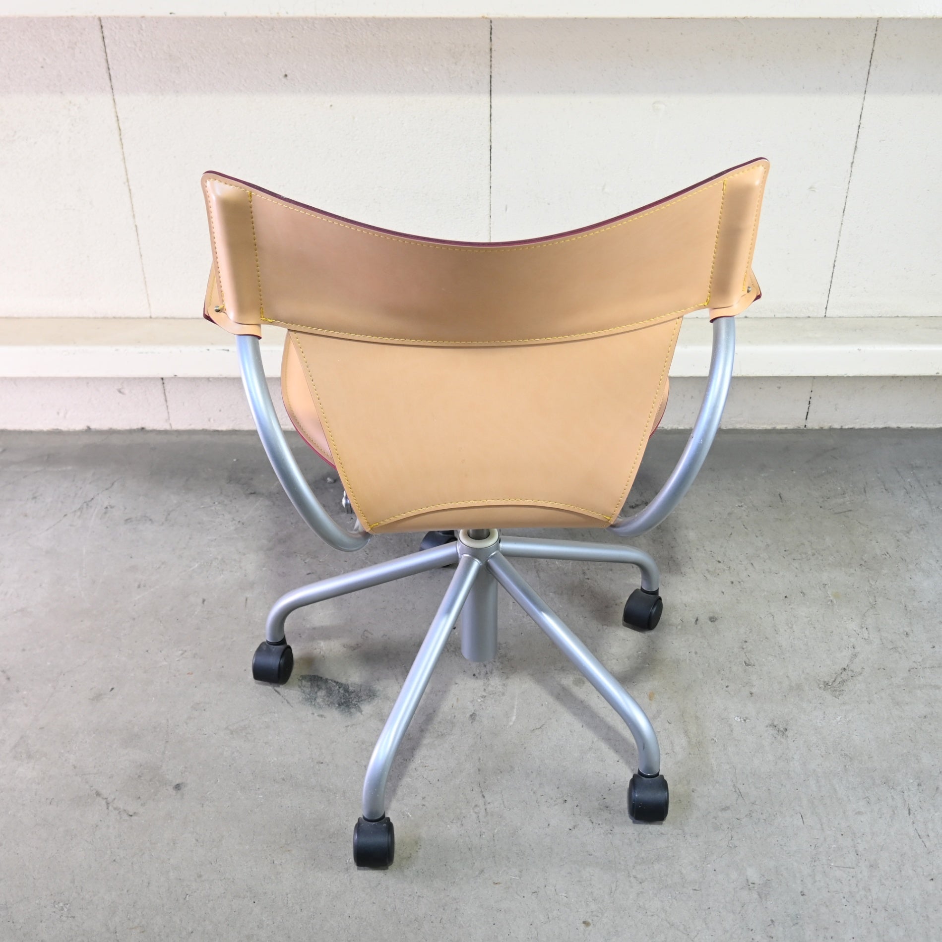 Karimoku XT4300AJ Office chair Desk chair Genuine tanned leather Japan / カリモク家具 本革 ヌメ革 デスクチェア 事務椅子