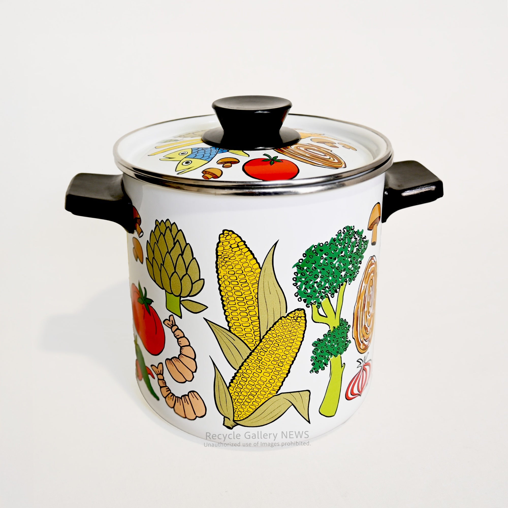 1960s American vintage enamel pot White with food design / 1960年代 アメリカ ヴィンテージ ホーロー鍋 ホワイト 食材デザイン
